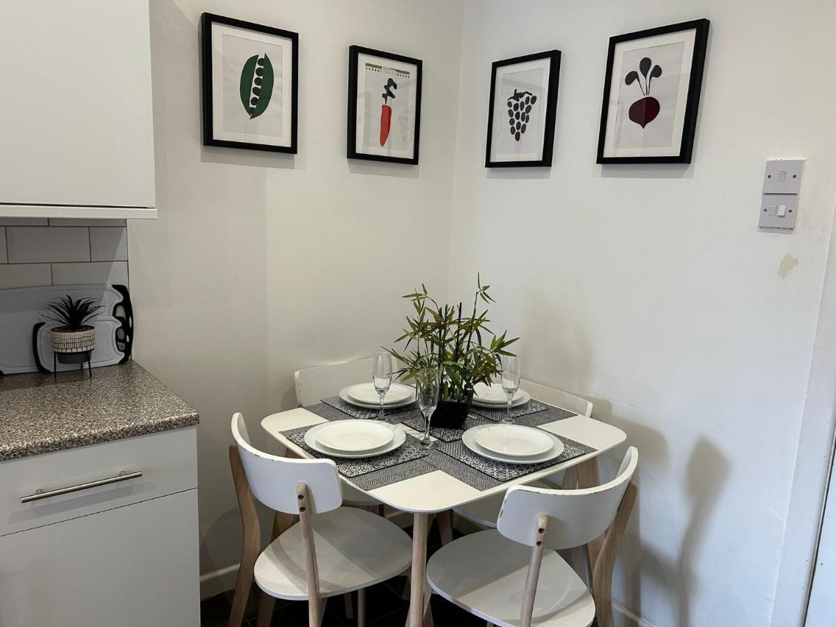 Light And Spacious Highcross Apartment Poulton-le-Fylde Bagian luar foto