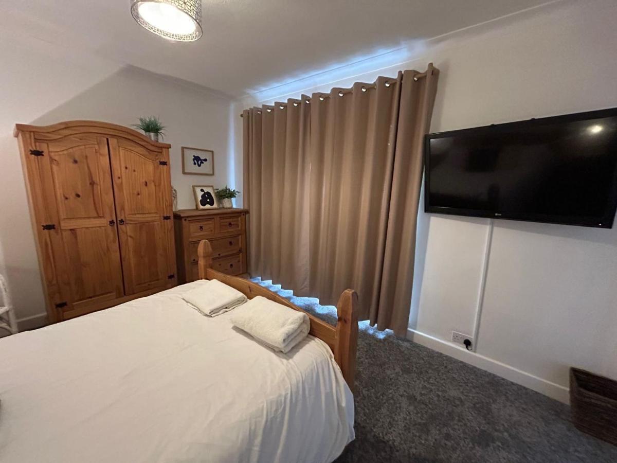 Light And Spacious Highcross Apartment Poulton-le-Fylde Bagian luar foto